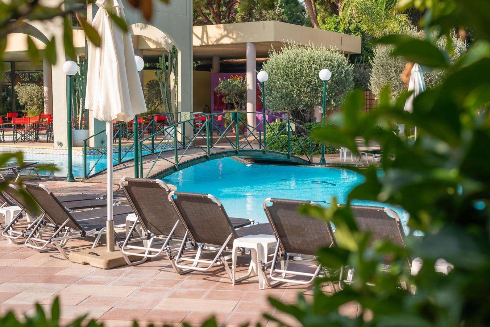 Hotel Dionysos 4*
